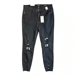 Judy Blue NWT Skinny Fit Mid Rise Black Jean With Leopard Distressed, size 11